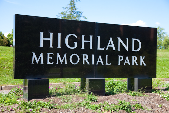 Highland Memorial Park