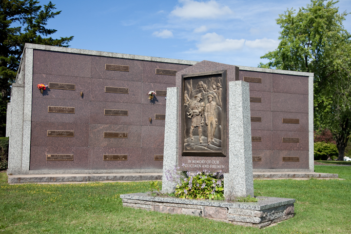 Highland Memorial Park