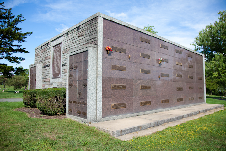 Highland Memorial Park