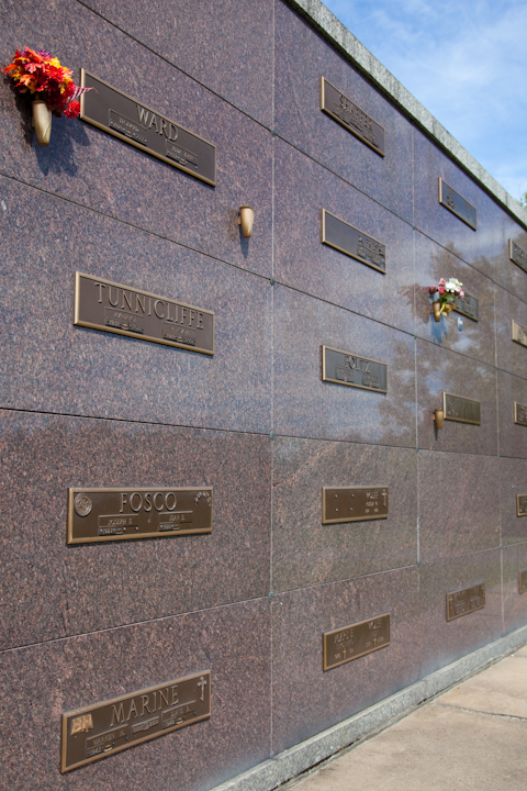 Highland Memorial Park