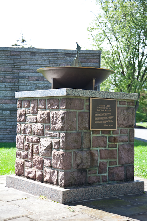 Highland Memorial Park