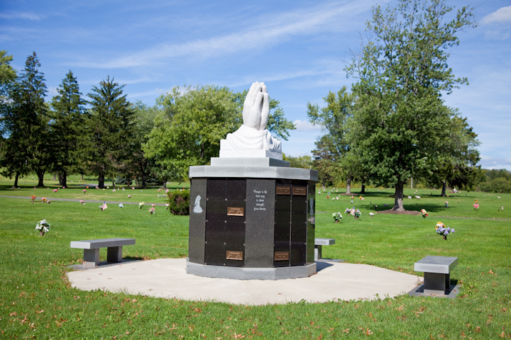 Highland Memorial Park