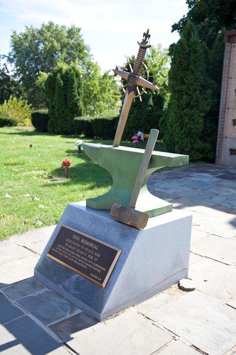 Highland Memorial Park