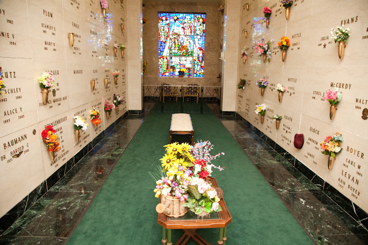 Highland Memorial Park