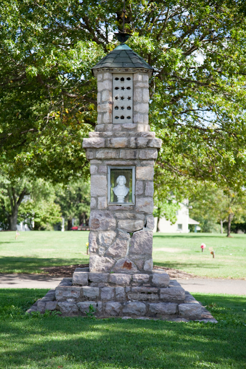 Highland Memorial Park