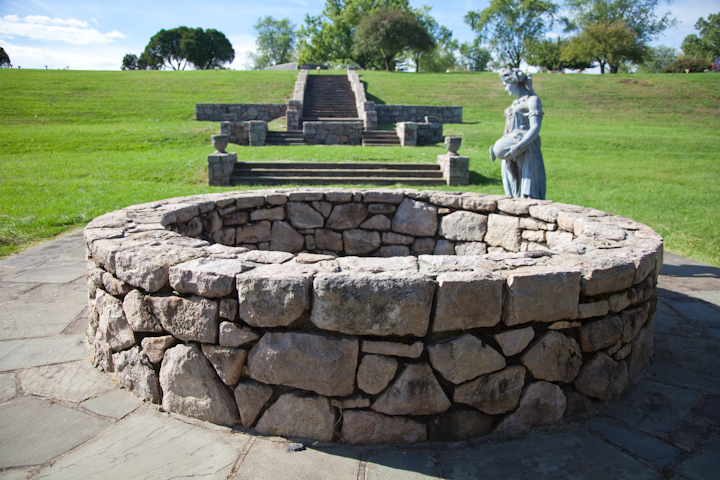 Highland Memorial Park