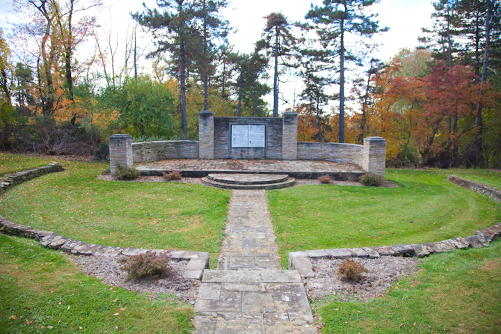 Mon Valley Memorial Park